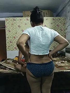 Hot_wife_35 - Fuck her pussy missionary