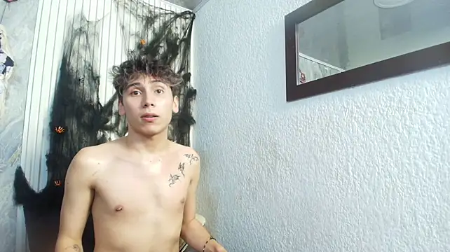 Bella_Rosse2 - show pussy in public