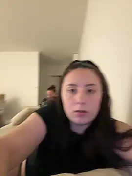 Angela80 - Complètement nue