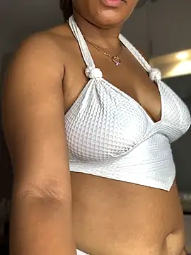 Madelltheebony - Fuck my pussy with my Finger