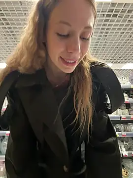 Olivia_Jemison - Take off my panties + play with pussy