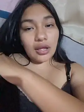 Yenifer15 - Lechita de tetas
