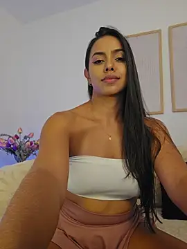 Victoria_Evanss - Rub pussy close up