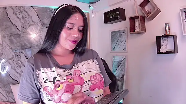 Vela-kimm - Rub clit over panty