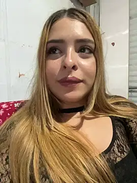 Nahomy_cm - 4 minutes masturbating 🔥