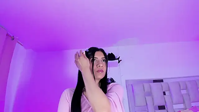 Emili_clark - 😘RIDE TORSO 😊CONTROL 5 MIN🍒