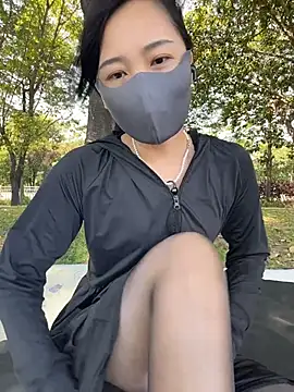 Nini_11 - 户外道具抽插喷水