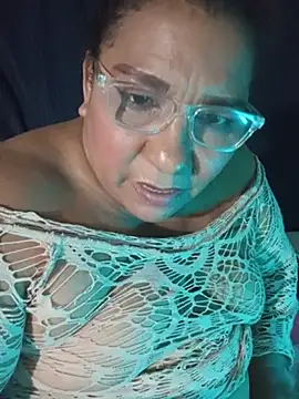 RoxanaQueen_ - Oil on the tits 🔞😈