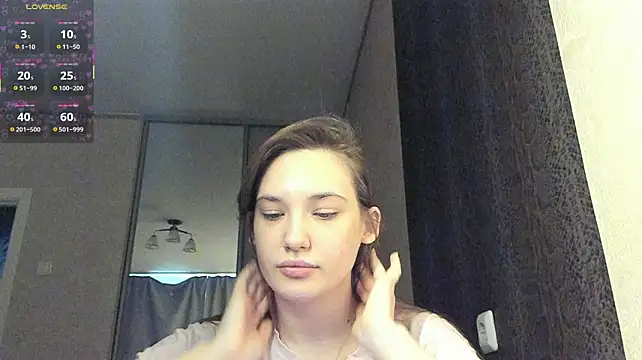 Holly_Molii - DOGGY NO PANTIES