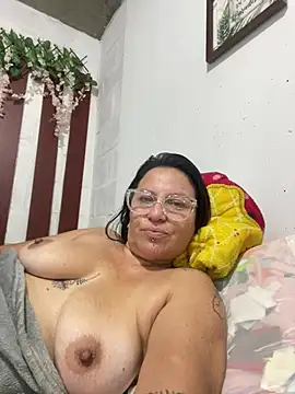Luna_milf13 - Finger in my pussy