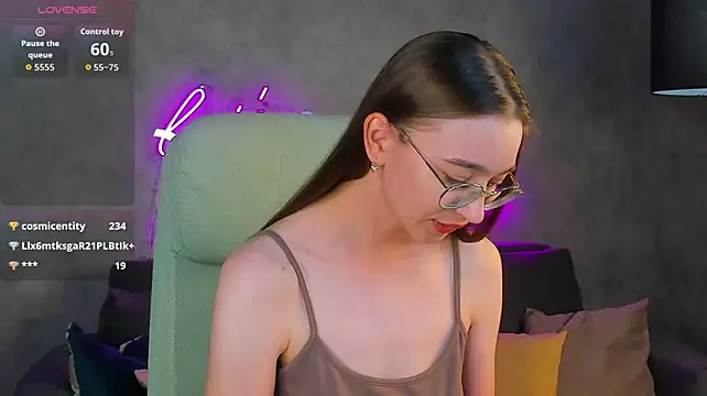 Lucy_Green - take off your bra and stay in your shirt