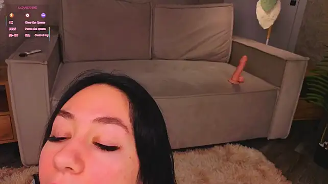 Sofi_Conner - tease with my skirt for u
