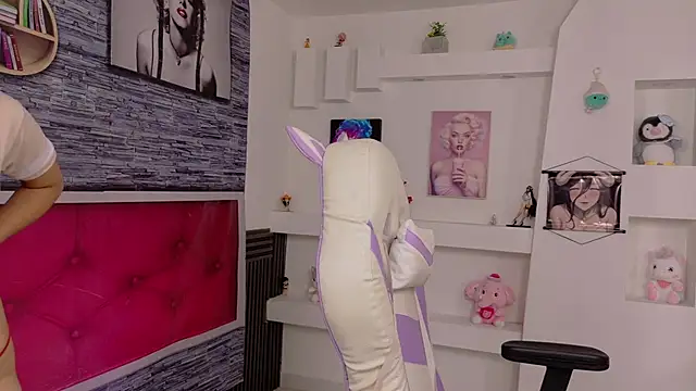 ViolettaKs - show your breasts for 2 minutes