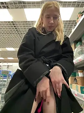 Michelle_lovique - ADD A FINGER IN MY ASS AND KEEP GOING!!