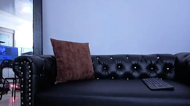 AnitaDuque - CONTROL MY LOVENSE X3MIN