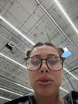 Jucie_Boom - XXTRA RISKY BOOB FLASH IN MALL😱
