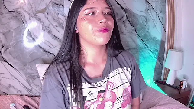 Vela-kimm - Rub clit over panty