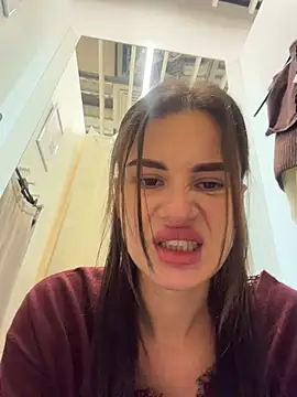 MiraReach - Masturbate asshole 2 fingers 😋💋