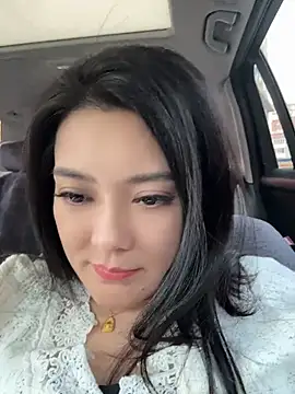 Yueyue181 - 乳交鸡吧1分钟