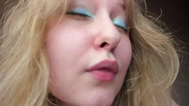 Teencute - dick in pussy =OMG Cum