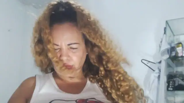 BustyAmanda