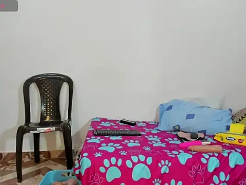 Stylevoluptuousvycky - Assemble a large dildo