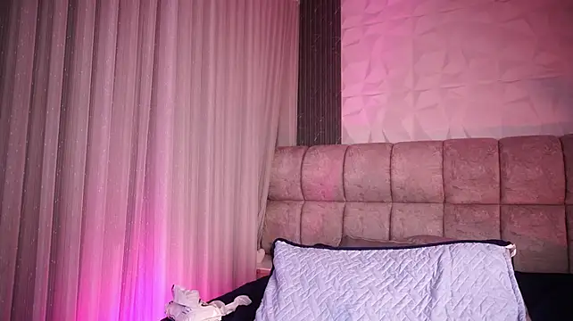 Godess_Scarlett77