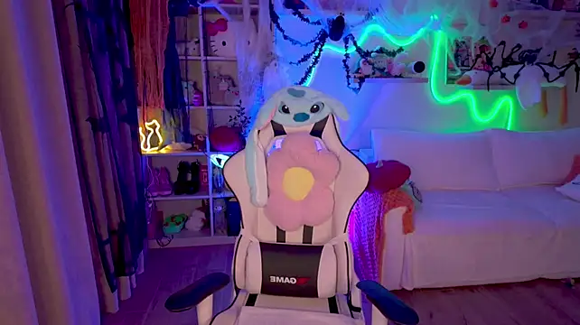 Anna_Prince - Bigger Toy
