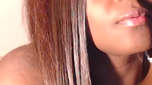 NAOMISEXY12 - Let's play, guys, do you want to fuck