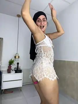 Aisha_k - plug anal