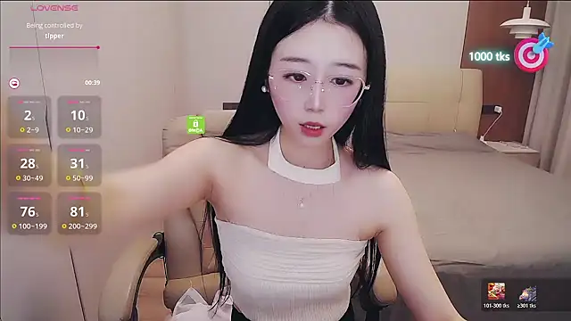 CN-xiaofei - 🩲🩲脱内裤 Take off pants