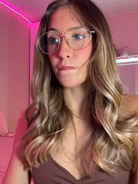Fanyabbey - Dildo rubbing my pussy 🍆💦💦
