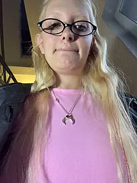 Elfi_InPublic - Massage tits+drool Ahegao in lobby