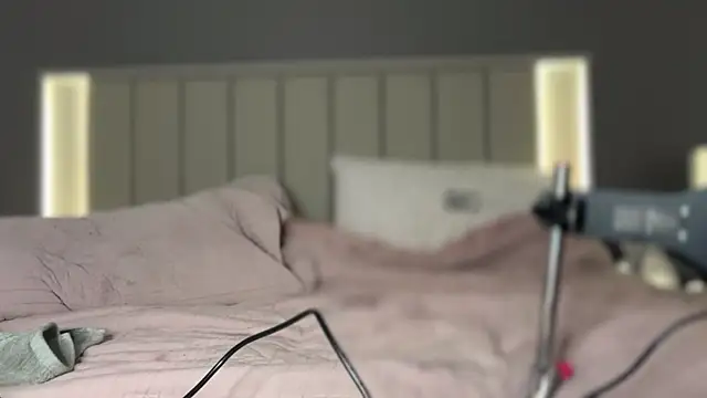 BlondeMilf82 - SEXY OIL SHOW
