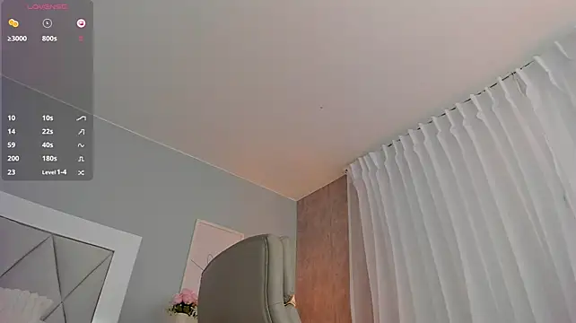 Ami_sweet18 - FINGERS ASS IN DOGGY STYLE