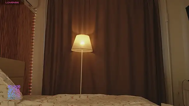 Temperaturka - take off panties