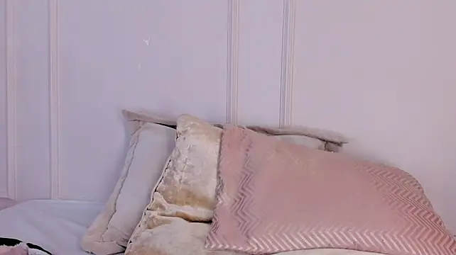 Mariapettit - ⭐Sloppy Blowjob + handjob⭐