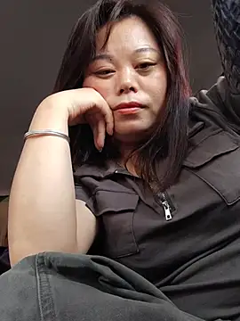 Jiaoqinglei1688 - 自慰高潮喷水、拉尿哦