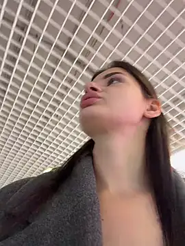 MiraReach - Sit on face + masturbate 2 fingers pussy