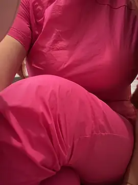Maya_Willis - naked and squirting in a pharmacy