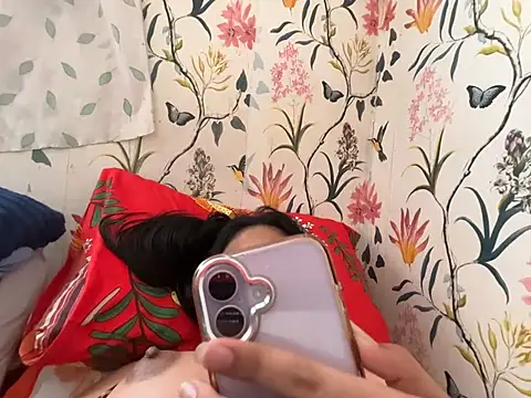 SpicyCassandra - CUM PLAY WITH THIS DIRTY GIRL