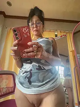 Sweetieme - @fucking pussy in squat naked