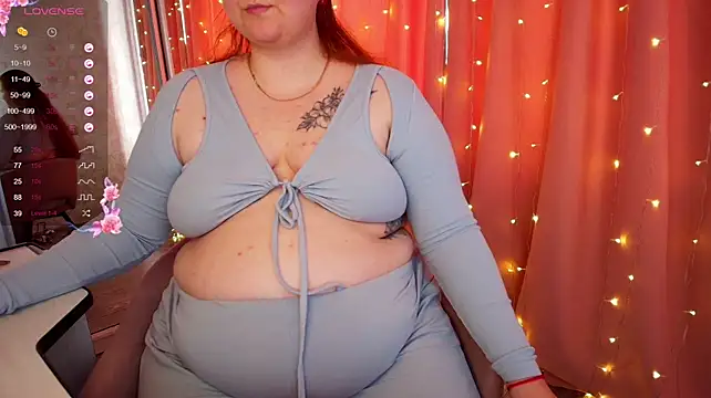 Mia_Bows - to play with my belly