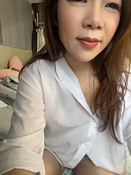 Si-si-love - 明天户外找个陌生人摸我的胸