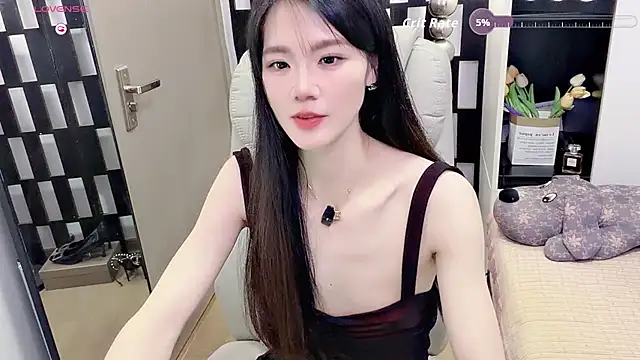 Yueyue-MM - 全裸小狗侧趴2分钟打pp10下