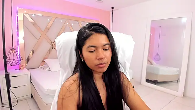 Samantaa_shy