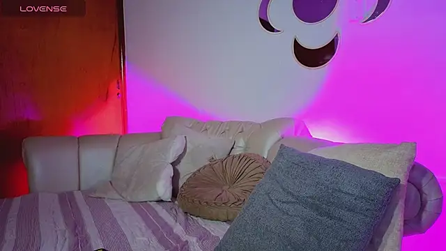 ChloeAddams1 - Spread pussy & Rub clit
