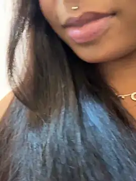 Afroditeeinefavel - cum/gozar+dildo in pussy+control 💦✨