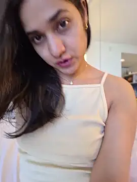 -FATI - Touch my pussy in balcony😋