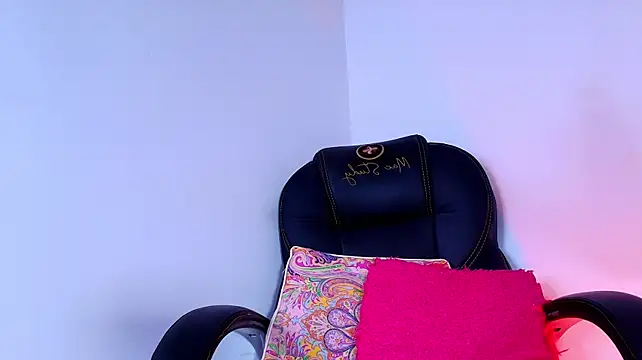 Naomi_kyse - squirt 💦🥵